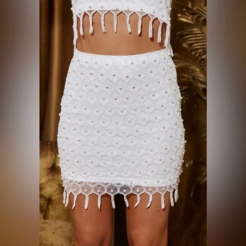 NWT Aria Pearl Embellished Mini Skirt